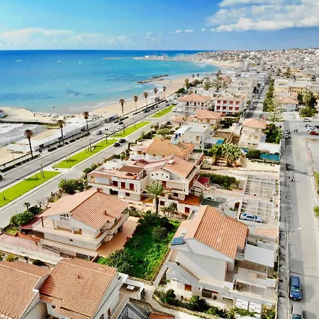 Beachfront Marina di Ragusa